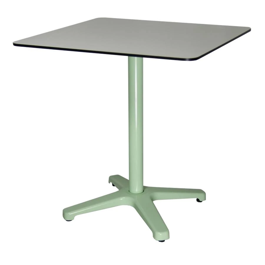 Tables & Plateaux